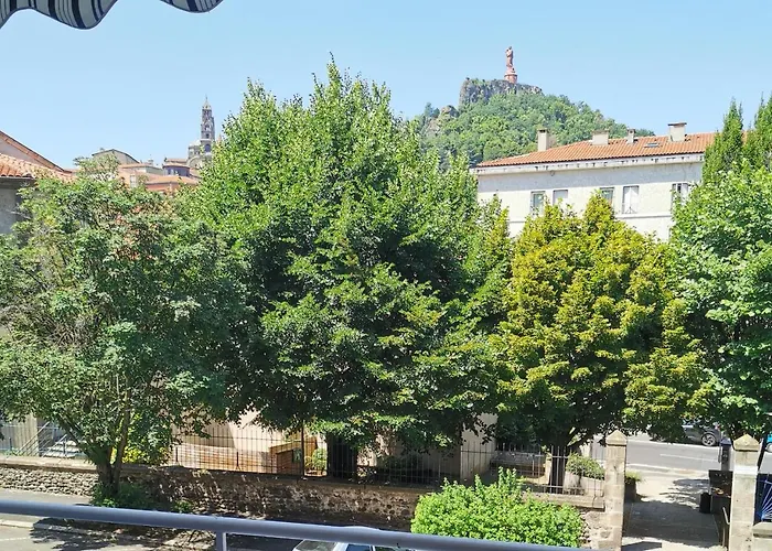 Chambre Privee Dans Appart Partage, Centre Ville, Avec Vue Sur Les Monuments