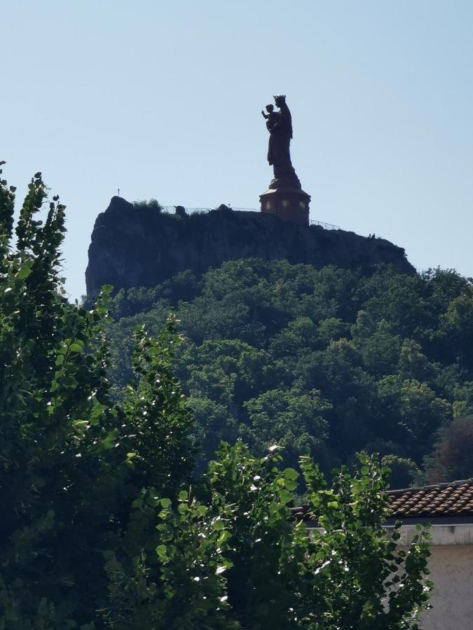 Apartment Privee Dans Partage, Centre Ville, Avec Vue Sur Les Monuments Le Puy-en-Velay